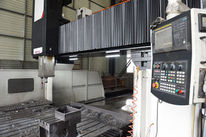 Fraiseuse à portique CNC robuste à double colonne pour moules de grande taille et pièces en acier, pour tôles d'aluminium et estampage métallique - Product Image 3