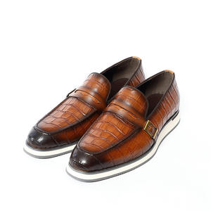 รองเท้าหนังผู้ชายแบบผูกเชือกสไตล์ธุรกิจทางการแฟชั่นรองเท้าลำลองแบบผูกเชือกสำหรับงานแต่งงานรองเท้ารุ่นใหม่ขนาดใหญ่ - Product Image 5