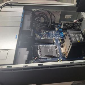 Z8 Fury G5 de Alto Rendimiento con Xeon W5-3423, 16GB, SSD de 512GB, 2TB T400 para Diseño 3D, Renderizado CAD, Computación IA - Product Image 5