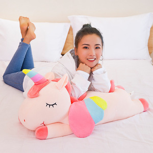 Ange arc-en-ciel Licorne Grand jouet en peluche Couette transfrontalière avec remplissage en coton PP Type d'ours Oreiller de couchage Cadeau en gros - Product Image 2