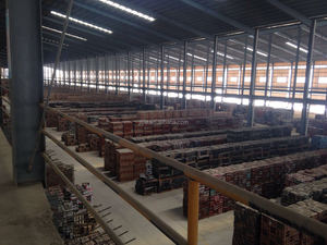 Jinglong Gạch Lát Mái Bằng Gốm Vật Liệu Xây Dựng Mái Nhà Chất Lượng Cao Gạch Lát Đất Sét Tráng Men 300*400 - Product Image 3