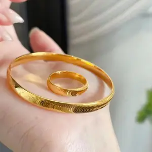 Grosir cincin minimalis emas padat perhiasan mewah 18K emas kuning untuk wanita