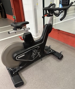 Bicicleta <span class=keywords><strong>de</strong></span> <span class=keywords><strong>Spinning</strong></span> Magnética Comercial MND Serie Premium, Ciclo Indoor para Quemar <span class=keywords><strong>Grasa</strong></span>, Ideal para Estudios - Product Image 3
