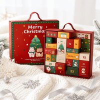 Boîte cadeau de Noël personnalisée avec couvercle magnétique estampé à l'or rouge Anji Newell, compartiments séparés, cadeaux en cuir