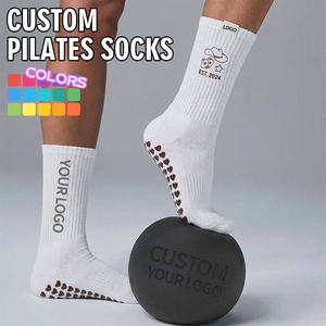 Chaussettes de yoga et de Pilates antidérapantes pour femmes, personnalisables, livraison directe d'usine BiLu, avec design gratuit et marque privée - Product Image 3