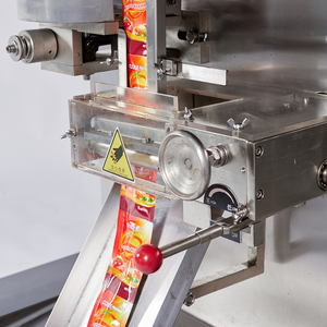 Pasta di pomodoro ad alta velocità 3 lato che vende da 7 a 10 grammi di riempimento di burro di arachidi peperoncino pasta liquida macchina confezionatrice bustina - Product Image 5
