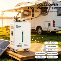 Système de stockage d'énergie tout-en-un sur roues mobiles 5,12 kWh 6200 W avec batterie LiFePO4 intégrée haute efficacité multiple