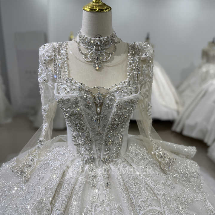 New Style Bridal Gown Heavy Sequins Decorated Lace Pearls Ball Gown ...