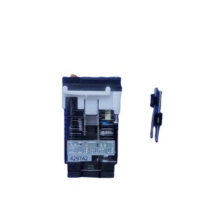 ตัวควบคุมอุณหภูมิแบบ PID ฟัซซี่ปรับค่าเองได้ รุ่น FDC9300 ของ Future Design Controls แรงดันไฟฟ้า 24V - Product Image 2