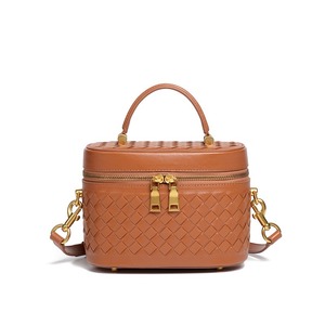 El nuevo y popular bolso cuadrado pequeño, fiambrera tejida a mano, bolso de mujer, bolso de mano, bandolera, bolso de maquillaje para teléfono móvil - Product Image 4