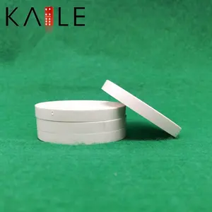 Kaile 공장 oem 화이트 포커 delaer 버튼 48.5mm 직경 라운드 칩 26g 5.5mm 두께 맞춤형 로고 디자인