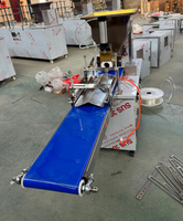 Machine personnalisée pour la division de la pâte et la fabrication de gâteaux / Diviseuse de pâte et machine à faire des gâteaux / Diviseuse de pâte et machine à fabriquer des gâteaux