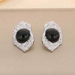 ต่างหูเหล็กไทเทเนียมแบบย้อนยุคแนววินเทจสีทอง18K ประดับหินโอปอลสีม่วงแดงดำต่างหูเหล็กไทเทเนียมแบบไม่สม่ำเสมอสุดหรูสำหรับผู้หญิง - Product Image 6