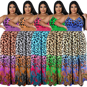 218197 Abbigliamento estivo da donna taglie forti europeo e americano all'ingrosso: abito lungo senza spalline con spacco, direttamente dalla fabbrica - Product Image 1