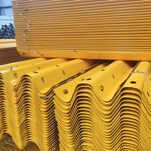 <span class=keywords><strong>Plaque</strong></span> de garde-corps ondulée <span class=keywords><strong>pour</strong></span> autoroute, durable, galvanisée, en forme de W, garde-corps de sécurité en plastique à trois ondes <span class=keywords><strong>pour</strong></span> la sécurité routière - Product Image 5