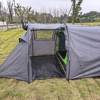 Tenda Terowongan Kamuflase Lapis Ganda Empat Musim untuk Berkemah di Luar Ruangan, Ruang Luas Multifungsi dengan Tirai Langit 2-in-1