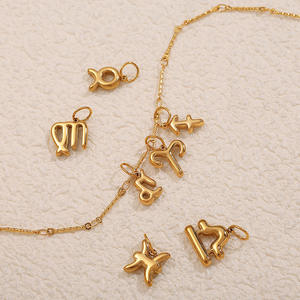 YF8337 - Colgante <span class=keywords><strong>de</strong></span> Zodiaco Personalizado y Versátil para Mujer, Chapado en Oro <span class=keywords><strong>de</strong></span> 18K, Acero Inoxidable Impermeable - Product Image 3