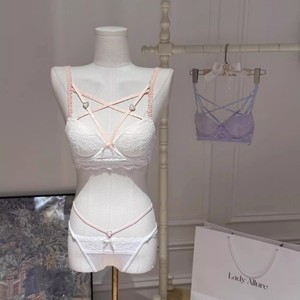 Soutien-gorge Halter Push-Up Angel Love Doux et Séduisant, avec Bonnets Rembourrés en Coton, pour Rehausser le Décolleté des Petites Poitrines et un Effet Volumineux, à Armatures - Product Image 2