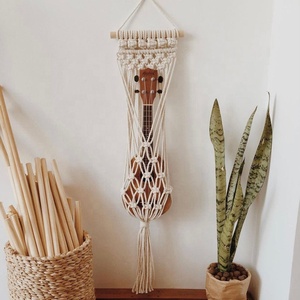 Supporto per Ukulele in macramè per montaggio a parete in cotone regalo fatto a mano Boho - Product Image 1