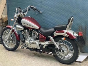 Yamaha <span class=keywords><strong>Virago</strong></span> 250 250cc Cruiser Retrò: Serbatoio Classico a Goccia e Design con Ruote a Raggi - Product Image 4