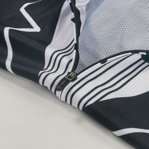 Conjunto de Ciclismo Multifuncional de Fábrica con Material Ecológico Antibacteriano de Secado Rápido para Ciclismo Todoterreno Masculino en Todas las Estaciones - Product Image 4