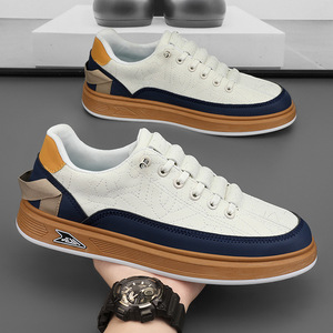 Sneakers: Le Scarpe Sportive dal Look Più Elegante e dal Design Più Bello, Nuove Scarpe all'Ingrosso - Product Image 1
