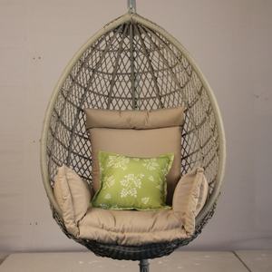 Moderne design hangstoel voor buiten met mat, balkon hangstoel, hangstoel van rotan/wicker voor baby's, volwassenen en slaapkamer. - Product Image 4