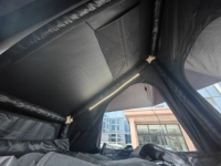2025 Camping en plein air 4x4 Overland nouveau Style tente flottante gonflable pour SUV voiture grand espace colonne d'air voiture toit tente
