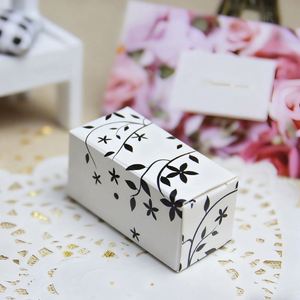 Caja de Esmalte de Uñas Decorativa de Lujo Portátil y Ecológica con Logotipo Personalizado, Carpetas de Papel Recubierto y Forro de Esponja - Product Image 2