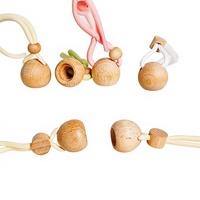 Bouteille d'aromathérapie pour voiture en gros avec couvercle en bois, corde de levage épaissie, couvercle en hêtre, forme ronde, personnalisation du logo