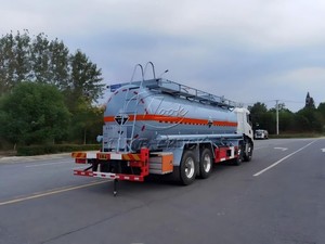 Camión de Gasolina para Aviación Duradero y Confiable en Venta, Camión de Transporte de Gas Natural de 30m³-38m³ en Venta, Camión Cisterna de Petróleo en Stock - Product Image 2