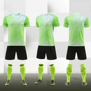 Camisetas de Fútbol Personalizadas para Hombre 2026, Camisetas de Fútbol de Secado Rápido y Transpirables, 100% Poliéster, Uniformes de Fútbol Cortos de Verano al por Mayor - Product Image 2