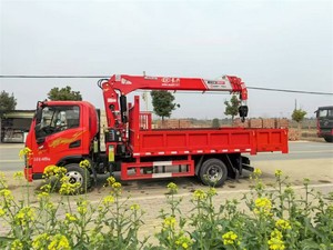 Grue montée sur camion Shacman 6,3 tonnes à bras droit pour le levage d'engins, le transport de marchandises <span class=keywords><strong>et</strong></span> la manutention de matériaux sur routes montagneuses - Product Image 5