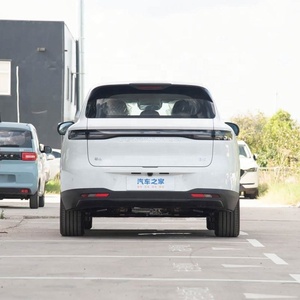 รถยนต์ไฟฟ้า Leapmotor B10 รุ่นปี 2025 ระยะทางวิ่ง 510 กม. ระบบขับขี่อัจฉริยะ 5 ที่นั่ง จากจีน ราคา Leapmotor B10 - Product Image 4