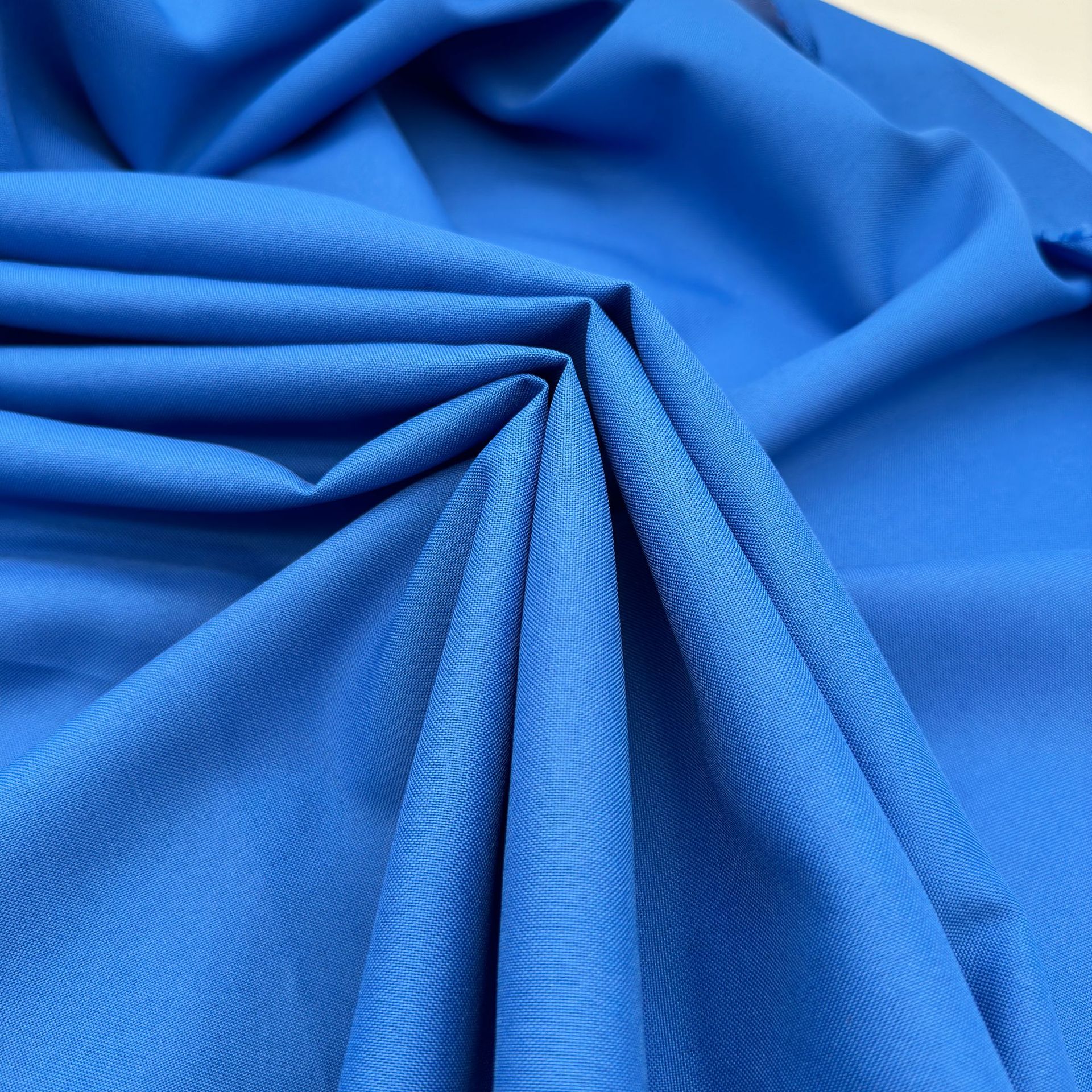 140gsm 300D*300D Minimatt Polyester Fabric 1.5m Width in Stock Ready Goods for Workwear & Industrial Uniforms for Girls