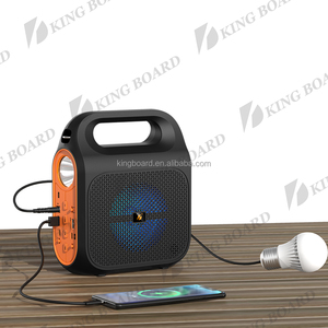 Altavoz Inalámbrico Portátil con Energía Solar KTS-1837, Reproductor de Música MP3 USB, Radio FM con Bombilla y Luz de Emergencia - Product Image 4