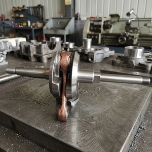 Pièces de moteur personnalisées pour <span class=keywords><strong>Peugeot</strong></span> <span class=keywords><strong>103</strong></span>, vilebrequin en acier 45Cr forgé, pièces de rechange pour moto avec garantie d'un an - Product Image 1