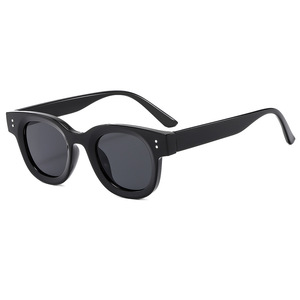 <b>Sunglasses</b> Oval <b>Frame</b> PC Material UV400 Protection For Women Fashion Style <b>Small</b> <b>Frame</b> Type 3 Sunshades - Product Image 2