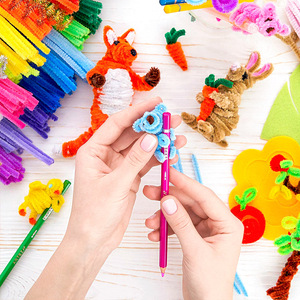 ชุดงานฝีมือออลอินวันสำหรับเด็ก พร้อมที่รีดตกแต่ง ขนนก กระดุม และอื่นๆ - Product Image 4