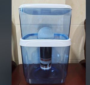 Filtro de agua por gravedad de 7 etapas de alta calidad, ollas de agua mineral alcalina para dispensador de agua, elimina los productos químicos de bacterias de cloro - Product Image 1