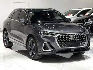 <span class=keywords><strong>Audi</strong></span> <span class=keywords><strong>Q3</strong></span> Usata 2022, SUV 5 Porte 5 Posti, Euro VI, Benzina Turbo, Cambio Automatico, Interni in Pelle, Guida a Sinistra, Touch Screen, LED, Tetto Panoramico - Product Image 4
