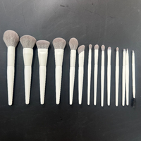 Ensemble de 14 pinceaux de maquillage professionnels YRX, couleur personnalisable, pinceau à raser, poils synthétiques doux, manches en bois, virole en aluminium