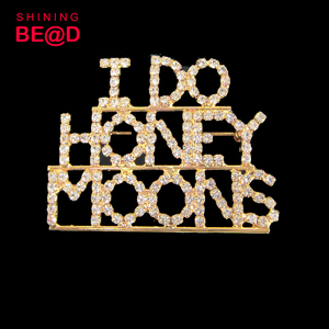 Hinestone-PIN de nombre personalizado de cristal, broche de nombre de agente de viaje chapado en oro, accesorio decorativo de boda para mujer - Product Image 4