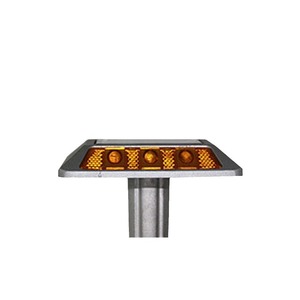 Hk-Jd105 Balise solaire carrée en aluminium avec éclairage LED pour montage au sol IP65 - Product Image 5