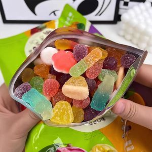 도매 OEM ODM 맞춤형 할랄 인증 벌크 스위트 젤라틴 펙틴 구미 캔디 신맛 과일 맛 만화 모양 1KG 병 - Product Image 6
