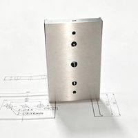 Bloc de pressage coulissant en profilé d'aluminium CNC, alliage d'aluminium 6061 utilisé pour le positionnement et le serrage automatiques des modules