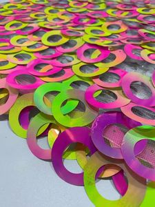 Tissu en <span class=keywords><strong>maille</strong></span> à paillettes rondes ZSY de 60 mm, paillettes 3D en forme de losanges, 100% polyester, pour robe de scène de mariage, vêtements de performance - Product Image 4