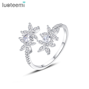 Bague Fleur en Zircon Cubique Réglable LUOTEEMI pour Femme, Style Coréen Turc, Tendance Années 90 - Product Image 1