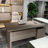 Bureau de luxe moderne pour un seul travailleur bureau modulaire en bois meubles avocat PDG de haute qualité table de bureau durable