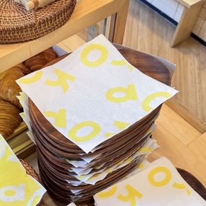 Papel de Envolver para Alimentos con Logotipo Personalizado, Papel de Envolver Desechable de Grado Alimenticio Recubierto de PE, Papel Antigrasa para Baguettes, Panecillos, Pan y Pasteles - Product Image 1